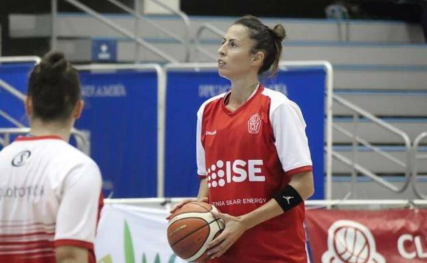 ISE CB Almería supera al Maristas La Coruña y se instala en la zona noble de la tabla