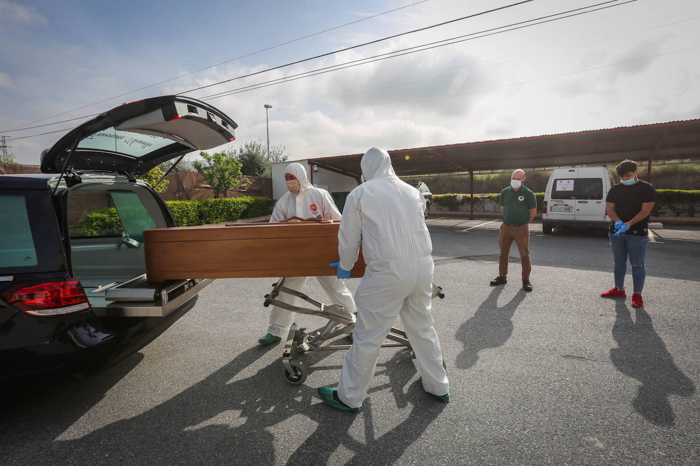 Ocho de cada diez decesos en Almería son de personas mayores de 65 años