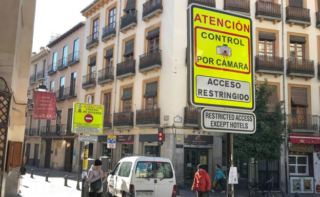 Granada llega a 2023 sin la zona de bajas emisiones