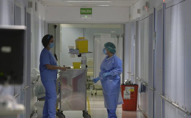 Estos son los puestos que el SAE oferta para sanitarios en la provincia de Almería