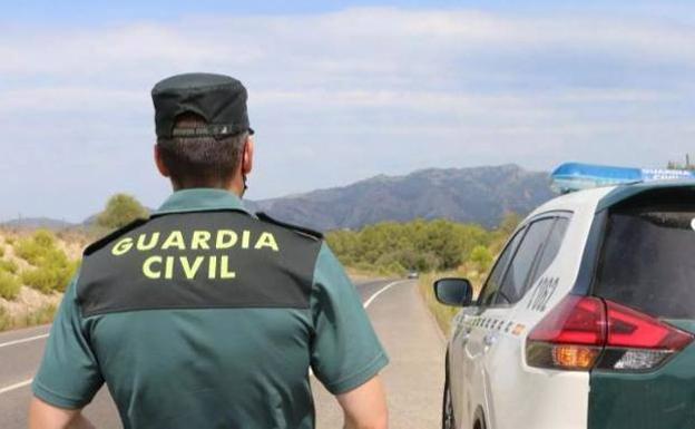 Cinco detenidos acusados de robar varios objetos en una nave de Saleres