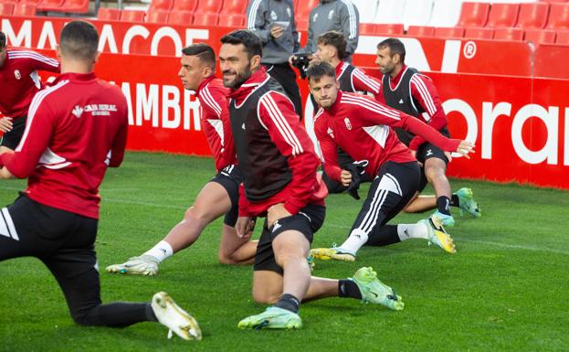 Los veinte futbolistas de Málaga repiten contra el Burgos