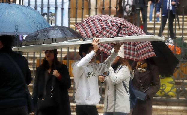 Alerta por la llegada de la borrasca Efraín: a qué zonas de Andalucía afectará más