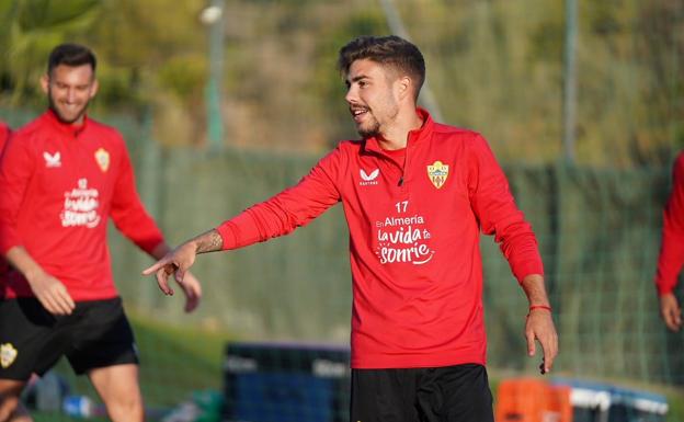 Alejandro Pozo se siente feliz en el Almería