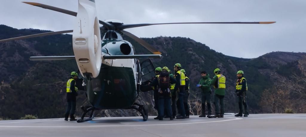 La novia y un amigo del bielorruso muerto en Sierra Nevada se quedaron en el refugio por la lluvia y desistieron de hacer la ruta