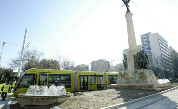 El Ayuntamiento pide celeridad a la Junta en los contratos para adecuar el tranvía