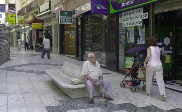Condenados a prisión dos drogadictos que pincharon a un chico por 4 euros y un móvil en Granada