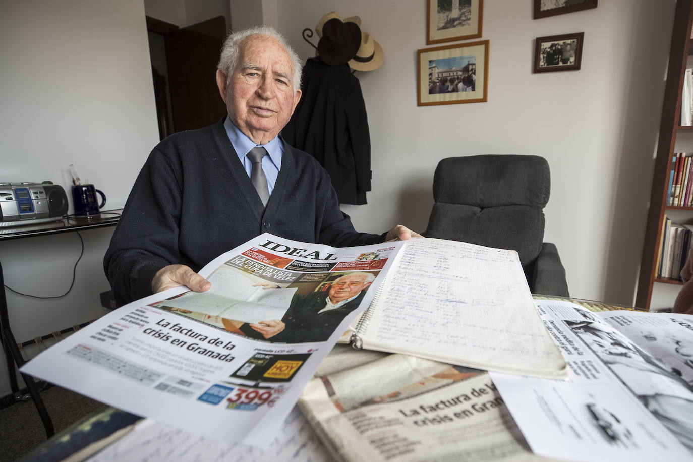 El cura de Vélez que repartió su premio protagoniza un anuncio de la Lotería de Navidad