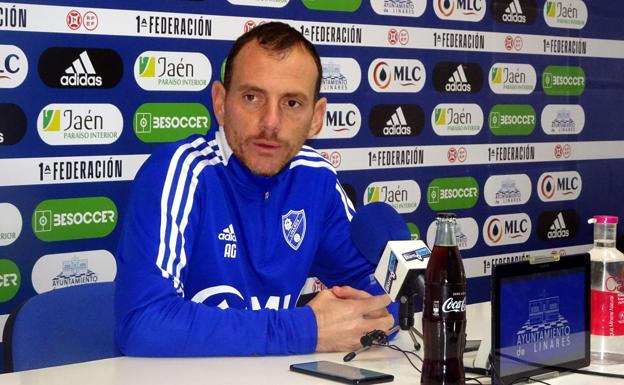 González: «Salmerón sabe hacer equipos ganadores, en esa línea va el Badajoz»