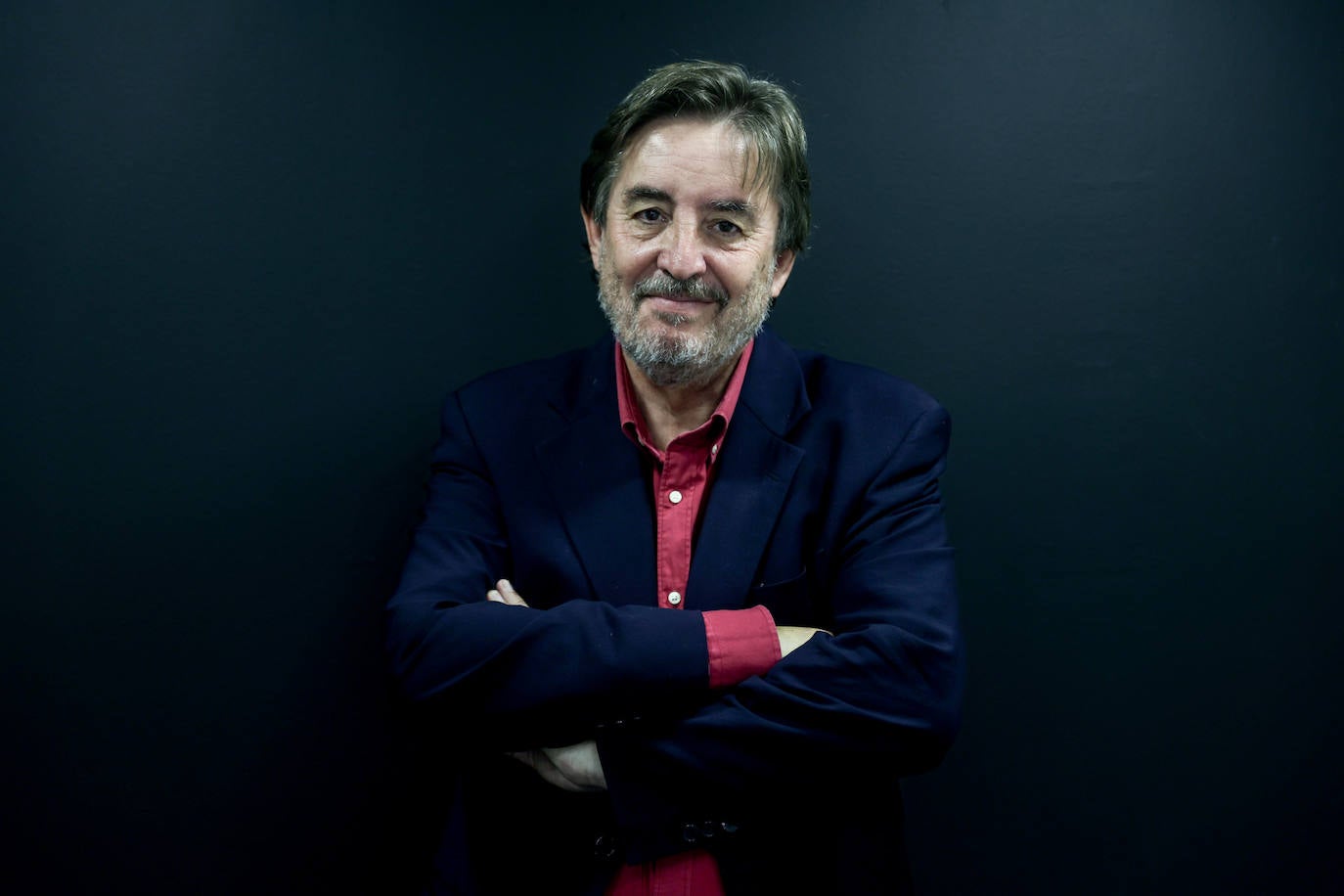 «Me hace especial ilusión recibir el legado de Miguel Ríos para el Instituto Cervantes en Granada»