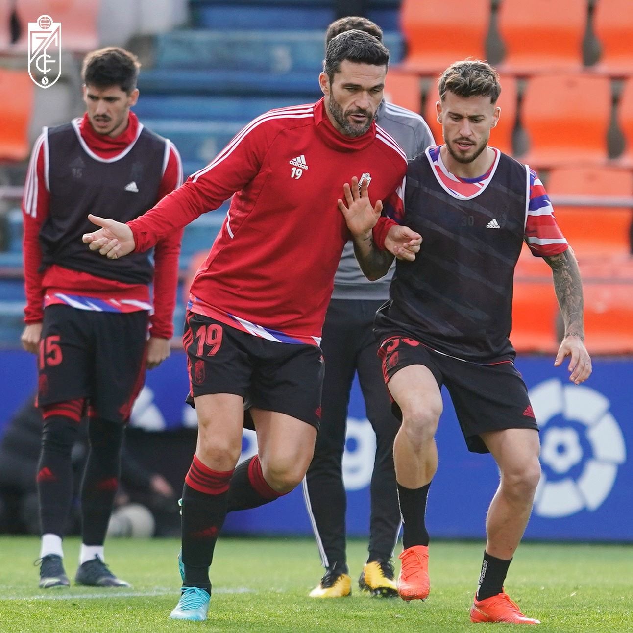 El Lugo-Granada visto a pie de campo