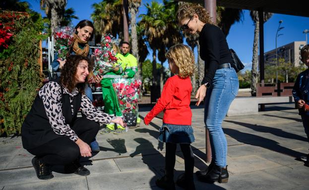 Almería cierra el reparto de 15.000 pascueros en el Parque de las Familias