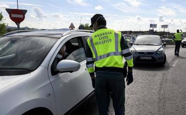 La DGT se lanza a por este tipo de coches aparcados en garajes