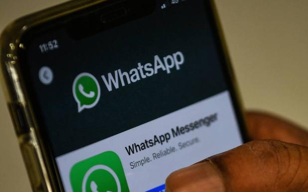 Si tienes alguno de este móviles te vas a quedar sin WhatsApp cuando acabe el año