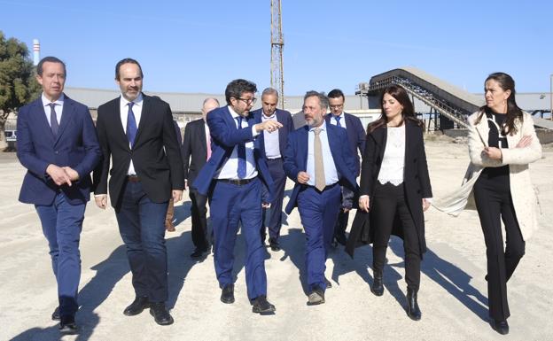 El Puerto de Almería asumirá con fondos propios el acceso a la A-7 si Transportes no da ya el paso