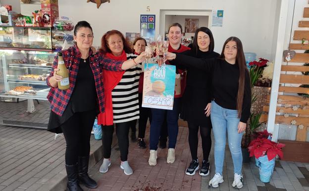 «Es la primera vez que damos un premio, llevamos un año con este negocio»