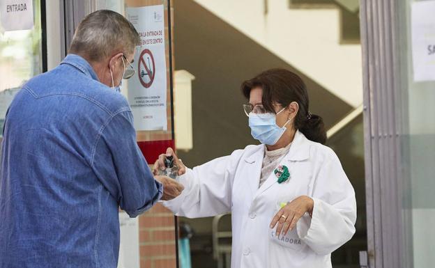 Los centros de salud de Almería pierden más de 34.000 citas al mes de personas que no acuden