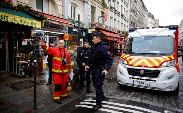 Un hombre mata a tiros a tres activistas kurdos en el centro de París