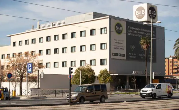Un inversor local compra el hotel B&B Granada Estación por 5,5 millones de euros