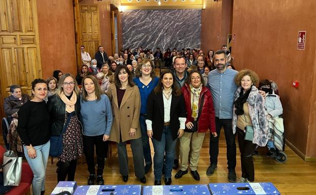 Jornada de convivencia en la capital entre trabajadores de ayuda a domicilio y usuarios