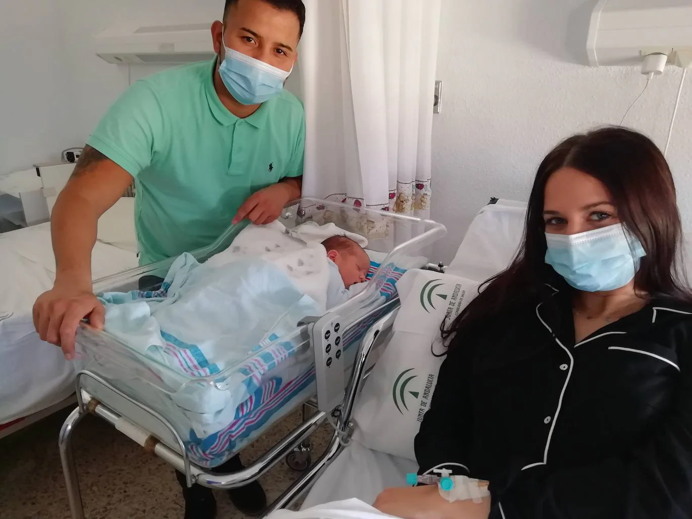 Regalos para bebé recién nacido hospital maternidad Almería