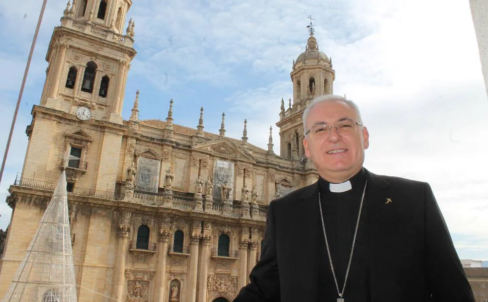 «Ser un obispo joven es una baza para poder hacer más por Jaén»