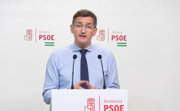 El PSOE pide más personal a la Junta ante los 9.000 almerienses en espera de dependencia