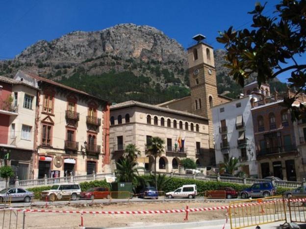 El Ayuntamiento de Cazorla renovará el alumbrado y ahorrará un 50% en la factura de la luz