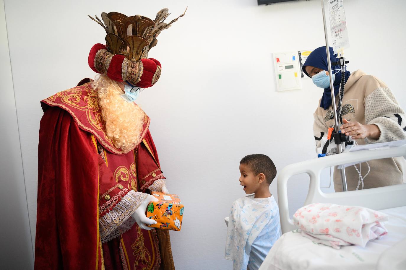 Los mejores momentos de la visita de los Reyes Magos a Almería