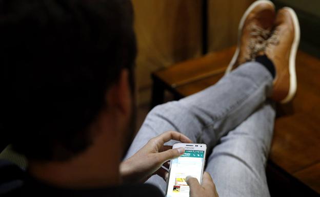 Condenado por ejercer violencia de género a través del contestador automático