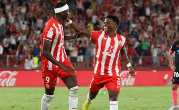 Ramazani: «Estoy feliz en el Almería y prefiero el fútbol español»