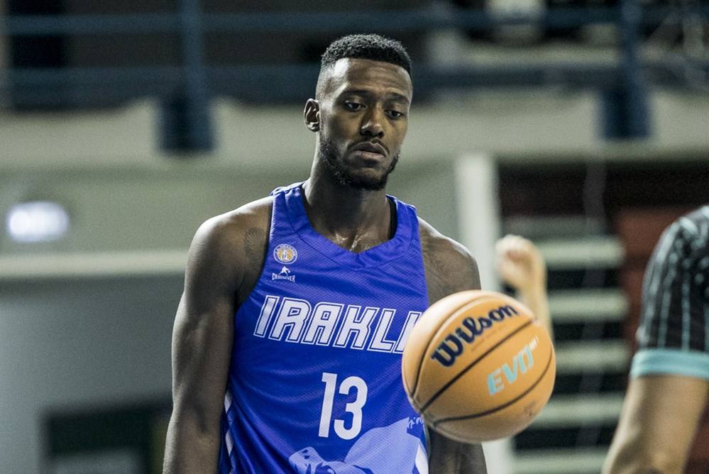 El Covirán hace oficial el fichaje de Mike Moore