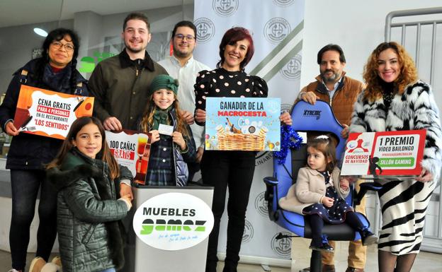 La Asociación Hosteleros de Linares consigue dinamizar el sector con su 'macrocesta'