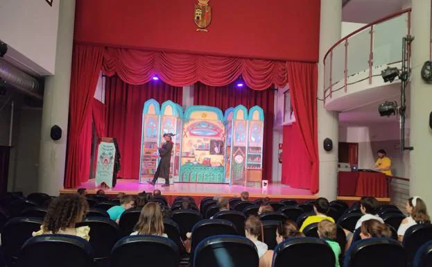 El teatro llega a quince municipios jienenses con el circuito Pequeños Escenarios