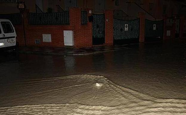 Villanueva de la Reina reclama acciones a la Junta por los desbordamientos en la A-6075