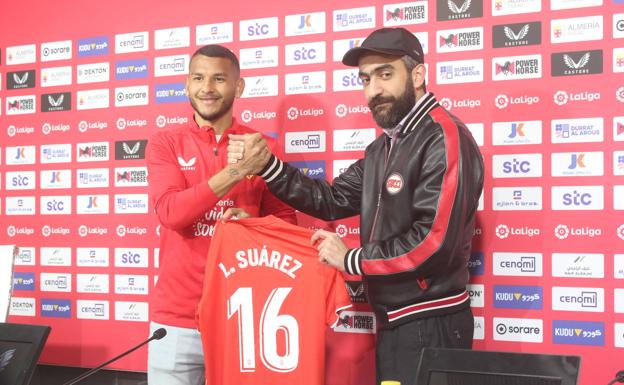 El Almería cierra el debate de Pacheco y anuncia la llegada de un portero