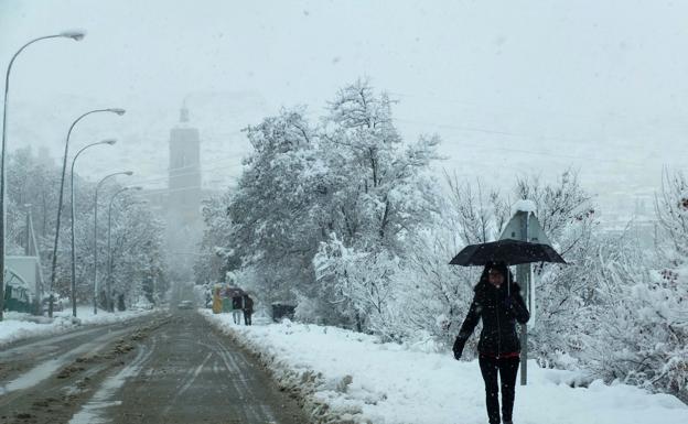 Una 'nortada' trae nieve, frío invernal y heladas a Andalucía