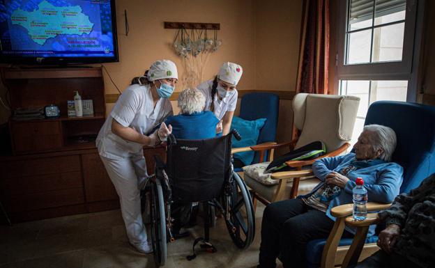 Aumentan un 17% los contagios por covid en las residencias durante las dos últimas semanas