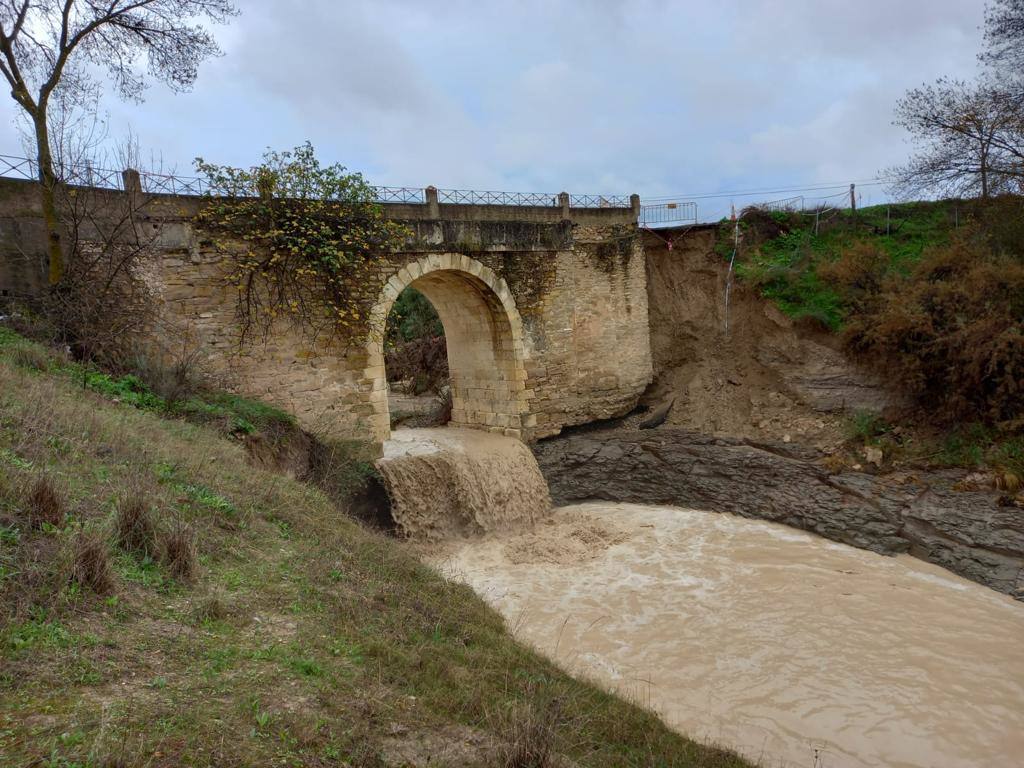 Arreglarán de urgencia el puente de La Laguna por el serio riesgo de derrumbe