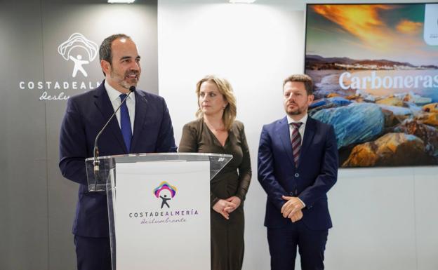 Carboneras exhibe en Fitur sus Fiestas de Moros y Cristianos, que aspiran al Interés Turístico en Andalucía