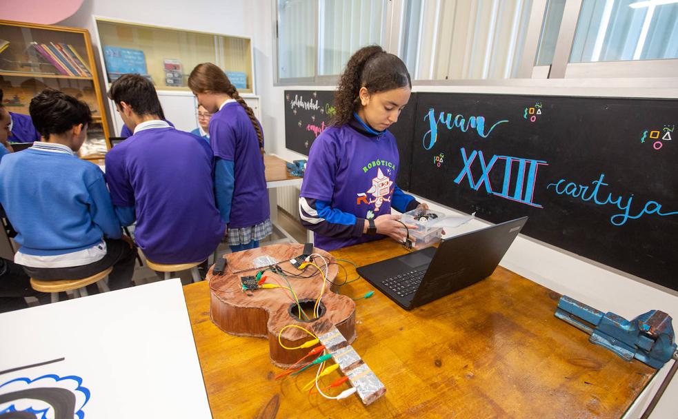 Los robots invaden las aulas del Juan XXIII