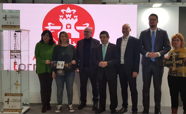 Torredonjimemo se promociona en Fitur con nuevas piezas del tesoro visigodo
