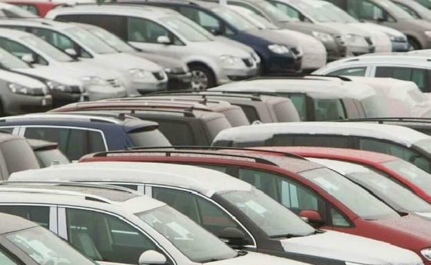 Estos son los coches que podrán circular pero no aparcar en las Zonas de Bajas Emisiones