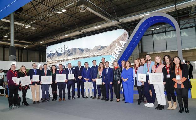 Vera entrega en Fitur sus 'Soles de Oro' y presenta su Plan de Sostenibilidad Turística