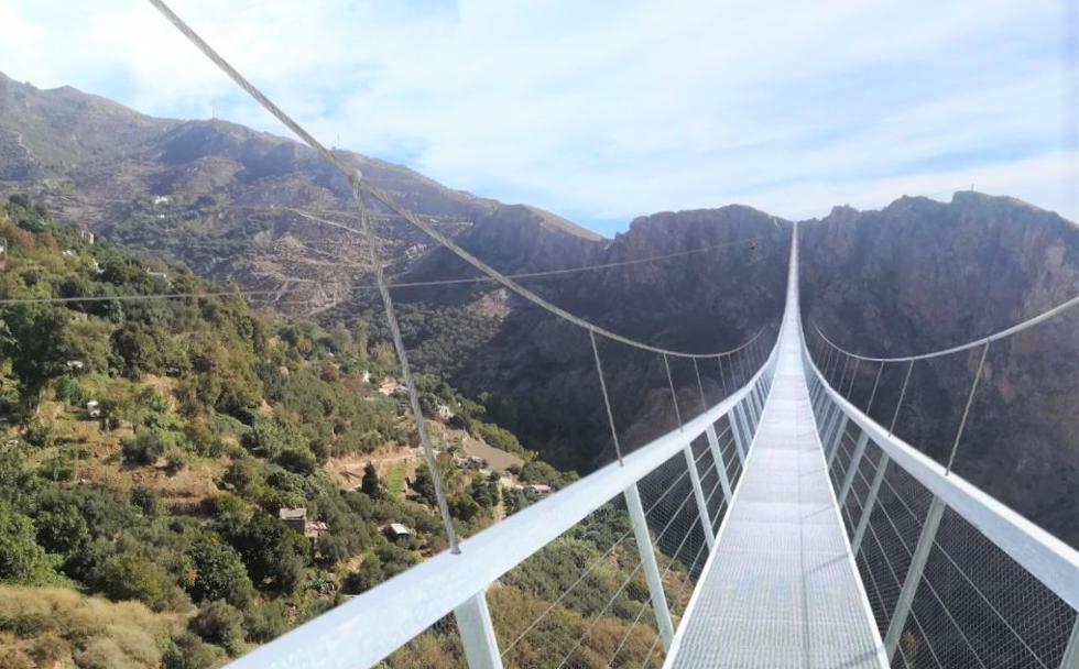 Granada tendrá su 'Caminito del Rey': pasarelas y una tirolina gigante