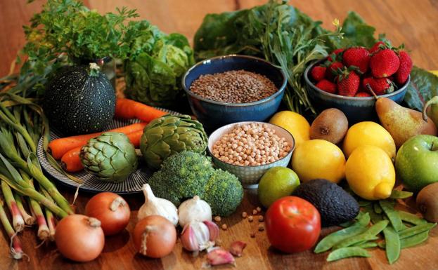 Frutos secos y aceite de oliva, la mejor grasa contra el colesterol