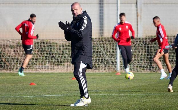 Paco López: «Famara tiene un déficit importante en muchos sentidos aún»