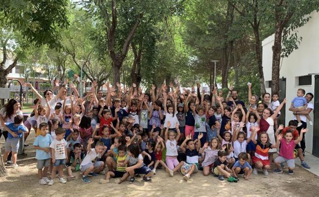 Grandes y pequeños se benefician de los Servicios Sociales de Baeza con talleres y campamentos