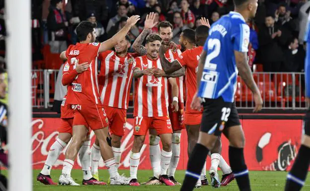 A un punto del mejor Almería de Primera División