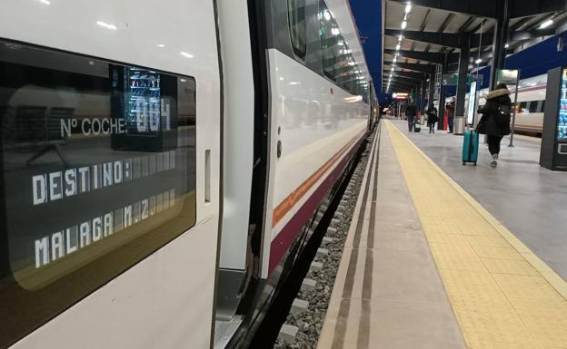 Renfe mantendrá las paradas entre Granada y Madrid porque benefician a más viajeros